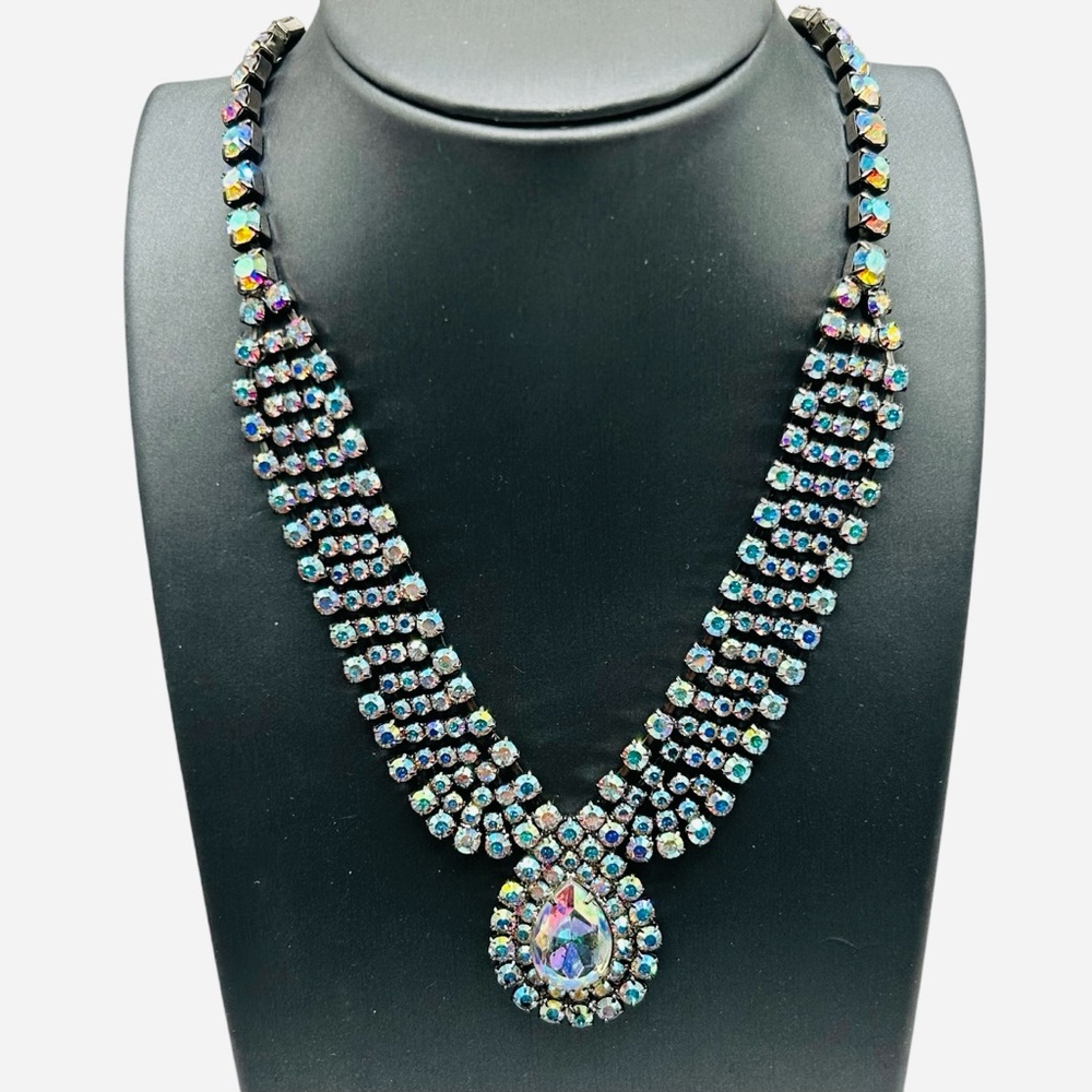 Stunning Vintage AB Rhinestone Peter Pan Style Adjustable Necklace